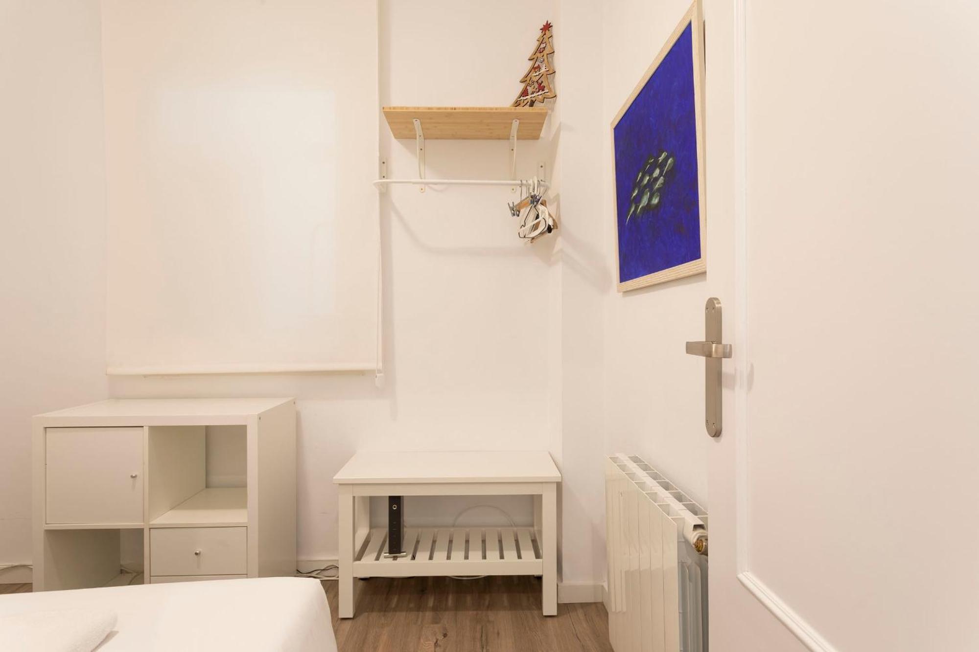 Cozy Apartment Near Fira Gran Via With Ac Оспиталет-де-Льобрегат Экстерьер фото