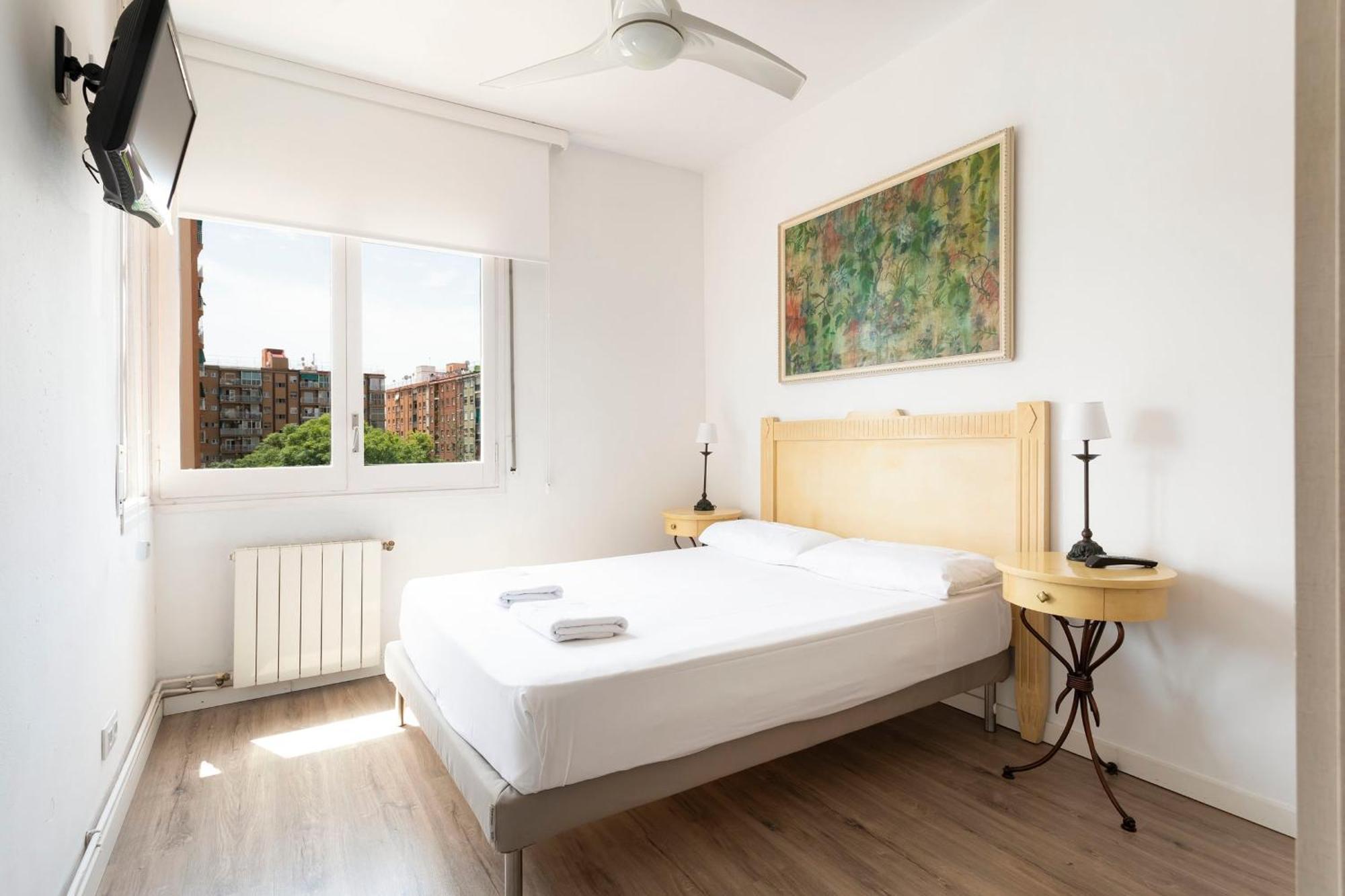 Cozy Apartment Near Fira Gran Via With Ac Оспиталет-де-Льобрегат Экстерьер фото