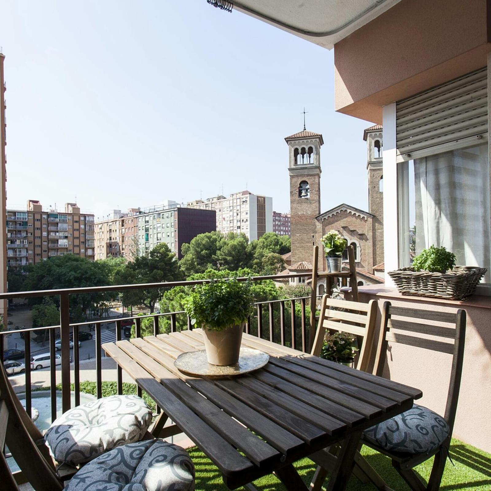 Cozy Apartment Near Fira Gran Via With Ac Оспиталет-де-Льобрегат Экстерьер фото